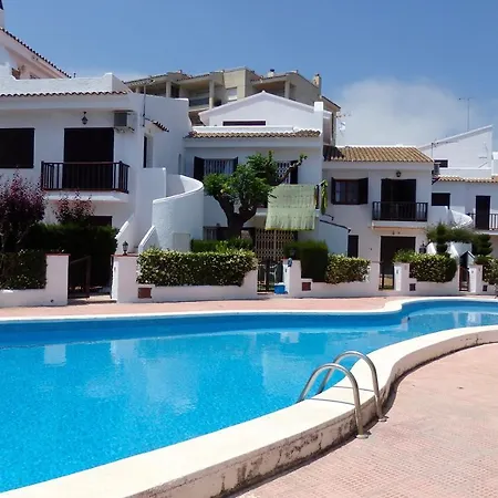 Meddays Casas Blancas 미아미플라자