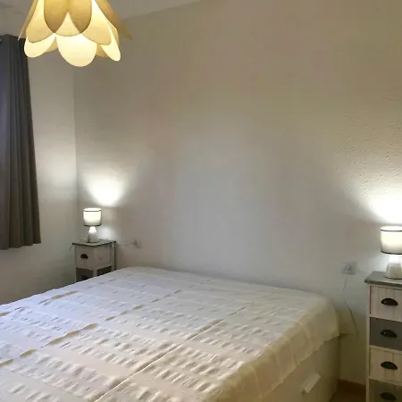 Meddays Casas Blancas 미아미플라자